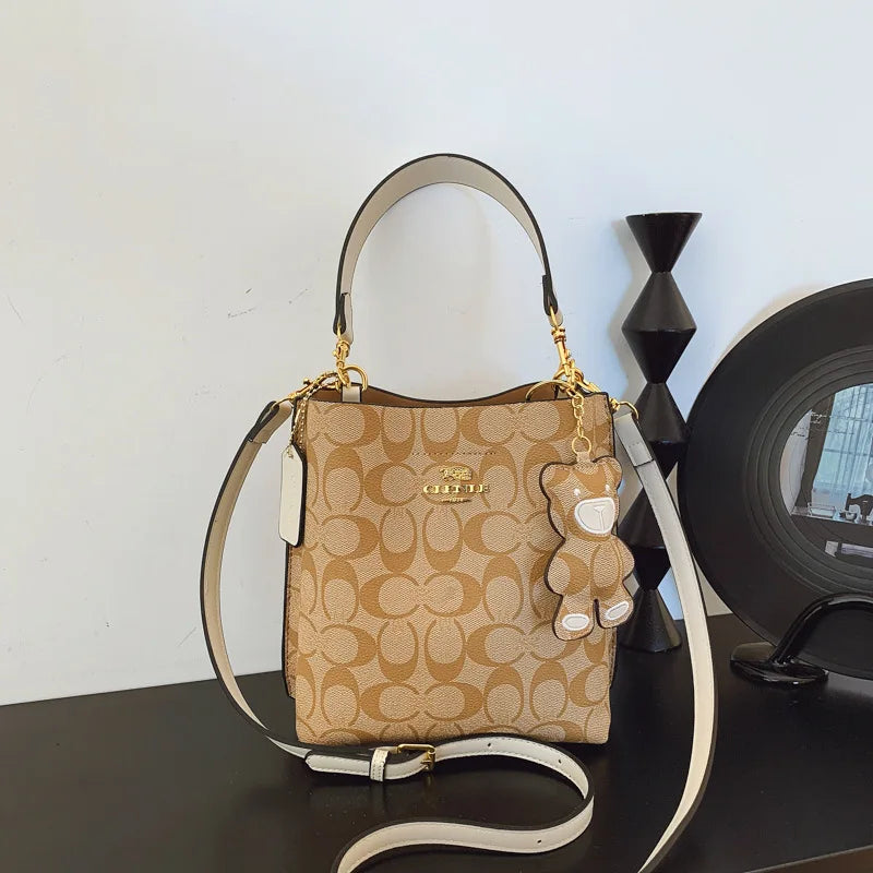 Luxury Bucket Handbag – Elegant Shoulder Bag for Everyday & Events