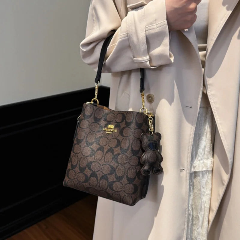 Luxury Bucket Handbag – Elegant Shoulder Bag for Everyday & Events