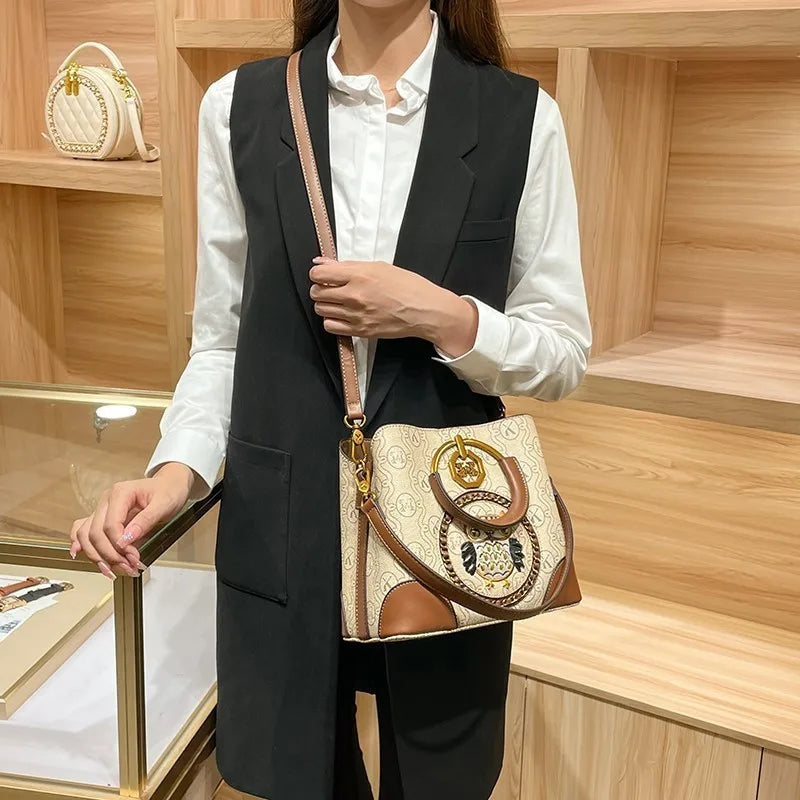 Genuine Leather Bucket Bag for Women – Luxury Shoulder & Crossbody Handbag (2025 Design)