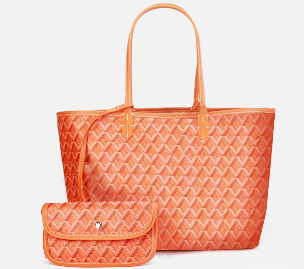 Large Leather Tote Bag for Women – Structured Designer Shoulder Bag with Spacious Interior