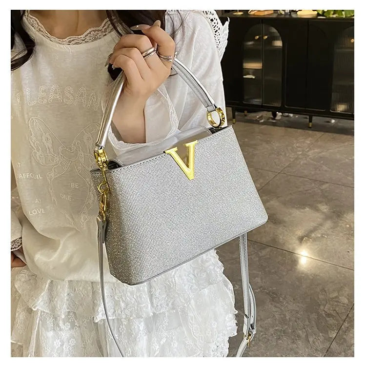 Elegant One-Shoulder Handbag – Sophisticated Travel & Everyday Bag
