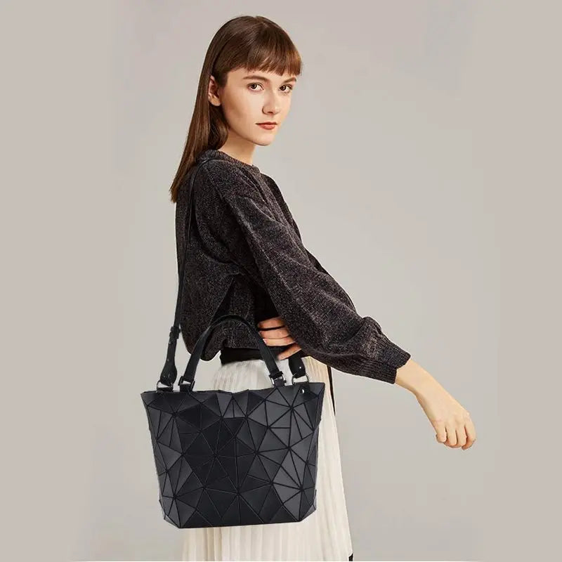 Geometric Bucket Tote Bag – Structured Shoulder & Crossbody