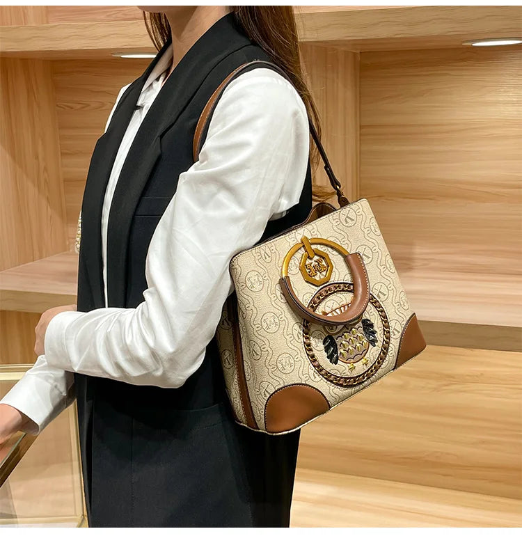 Genuine Leather Bucket Bag for Women – Luxury Shoulder & Crossbody Handbag (2025 Design)