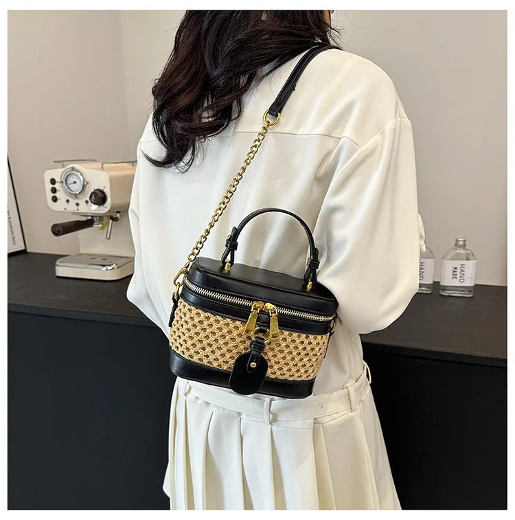 Woven Raffia Mini Handbag – Top Handle & Single-Shoulder Bag