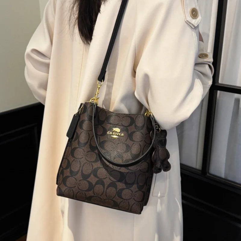 Luxury Bucket Handbag – Elegant Shoulder Bag for Everyday & Events