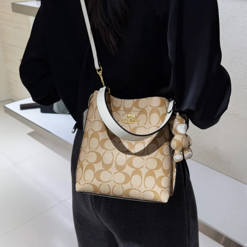 Luxury Bucket Handbag – Elegant Shoulder Bag for Everyday & Events