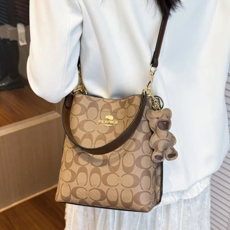 Luxury Bucket Handbag – Elegant Shoulder Bag for Everyday & Events