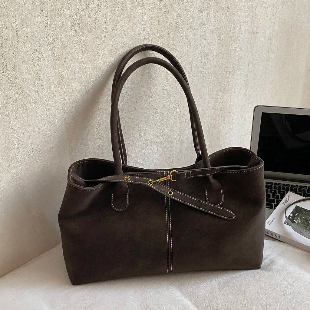 Large-Capacity Women’s Tote Bag – Lightweight Luxury Shoulder Bag for Work & Everyday Use
