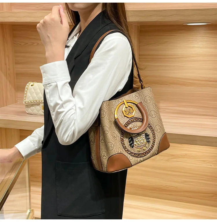Genuine Leather Bucket Bag for Women – Luxury Shoulder & Crossbody Handbag (2025 Design)
