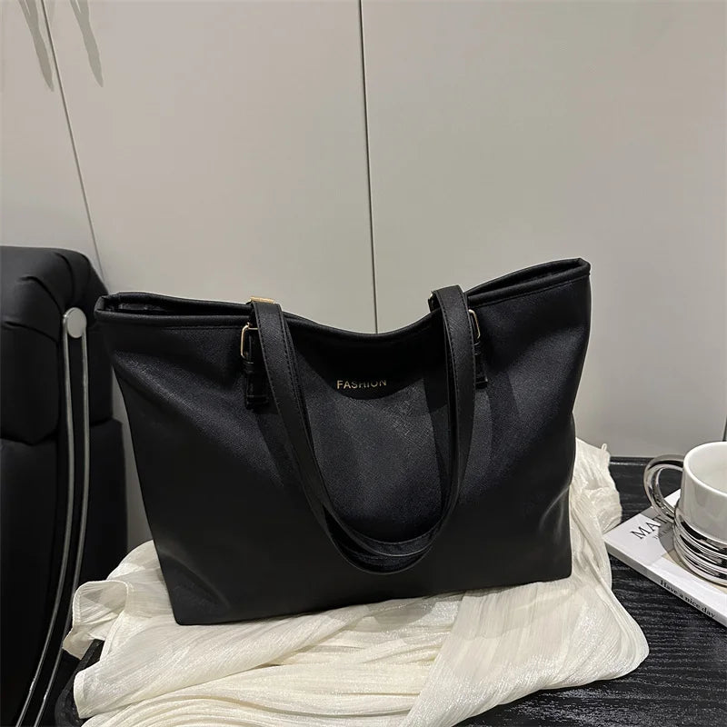 Minimalist Large Capacity Tote Bag for Women – Lightweight Shoulder Travel Handbag