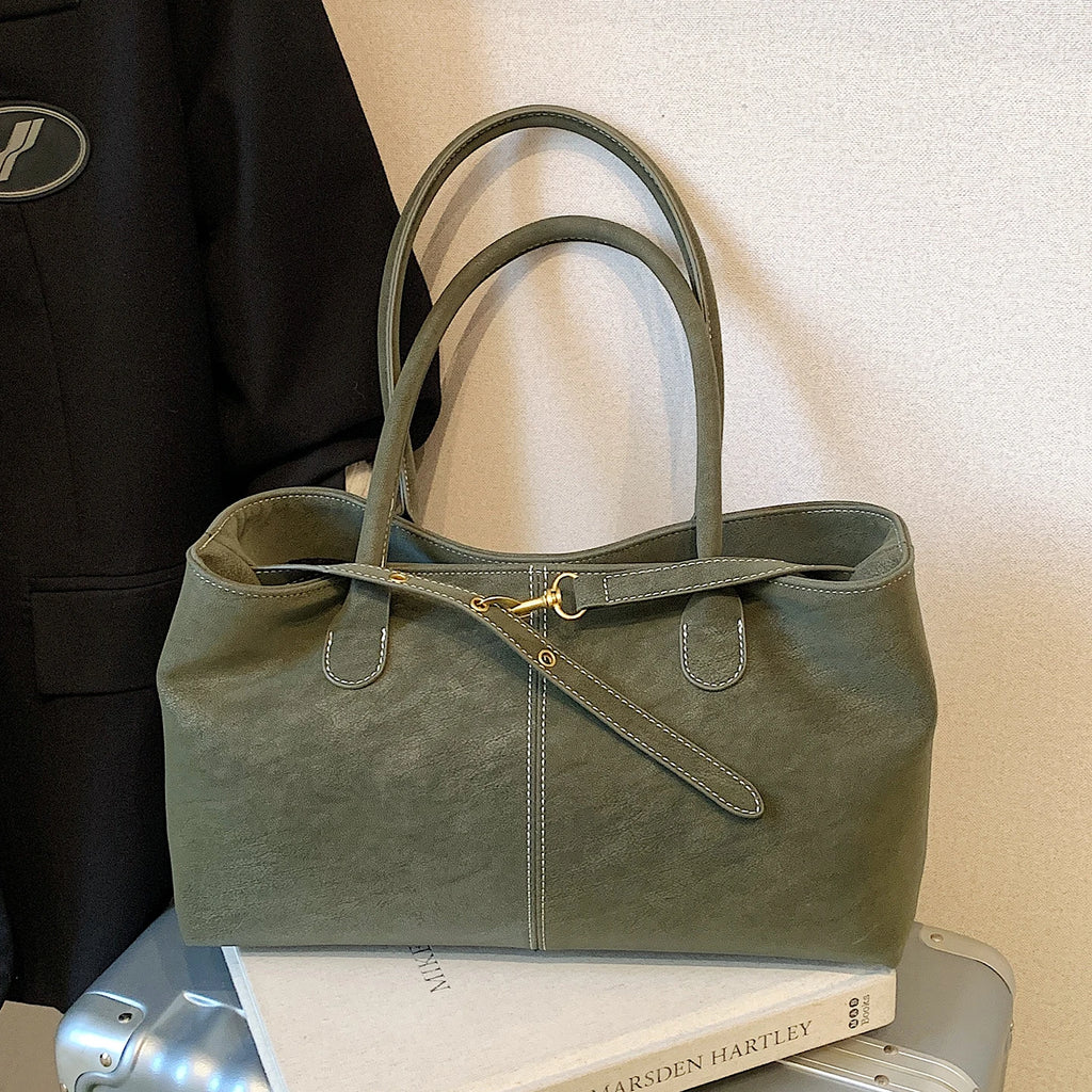 Large-Capacity Women’s Tote Bag – Lightweight Luxury Shoulder Bag for Work & Everyday Use