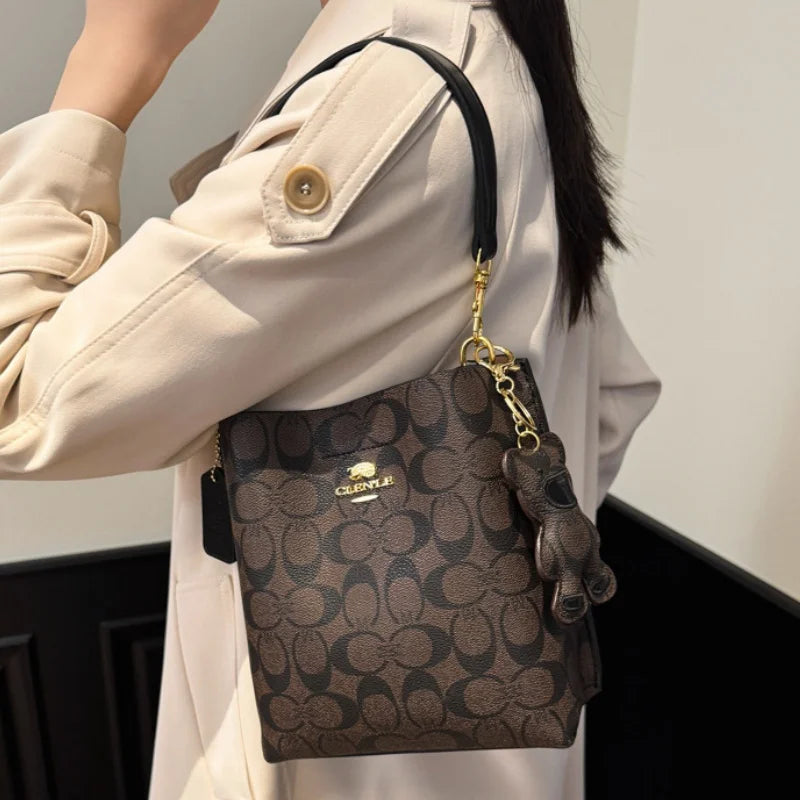 Luxury Bucket Handbag – Elegant Shoulder Bag for Everyday & Events