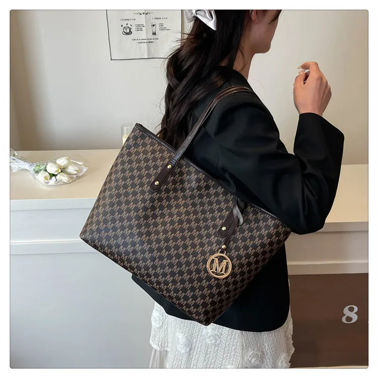 Printed PU Leather Tote Bag for Women – Large Capacity Commuter & College Handbag