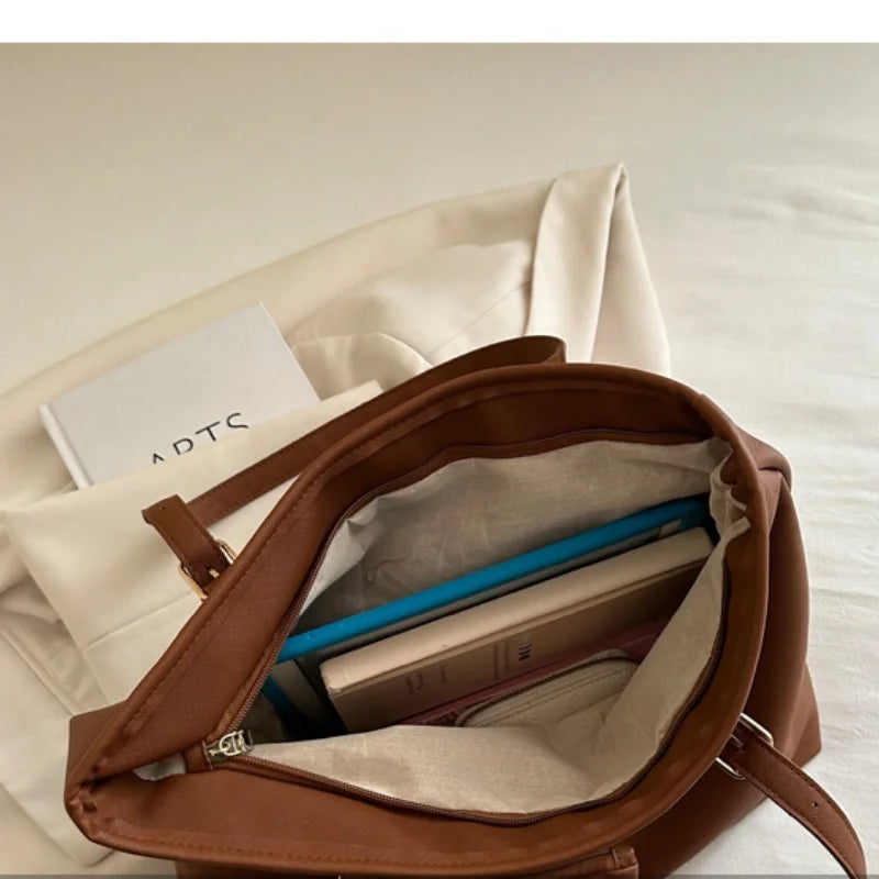 Minimalist Large Capacity Tote Bag for Women – Lightweight Shoulder Travel Handbag