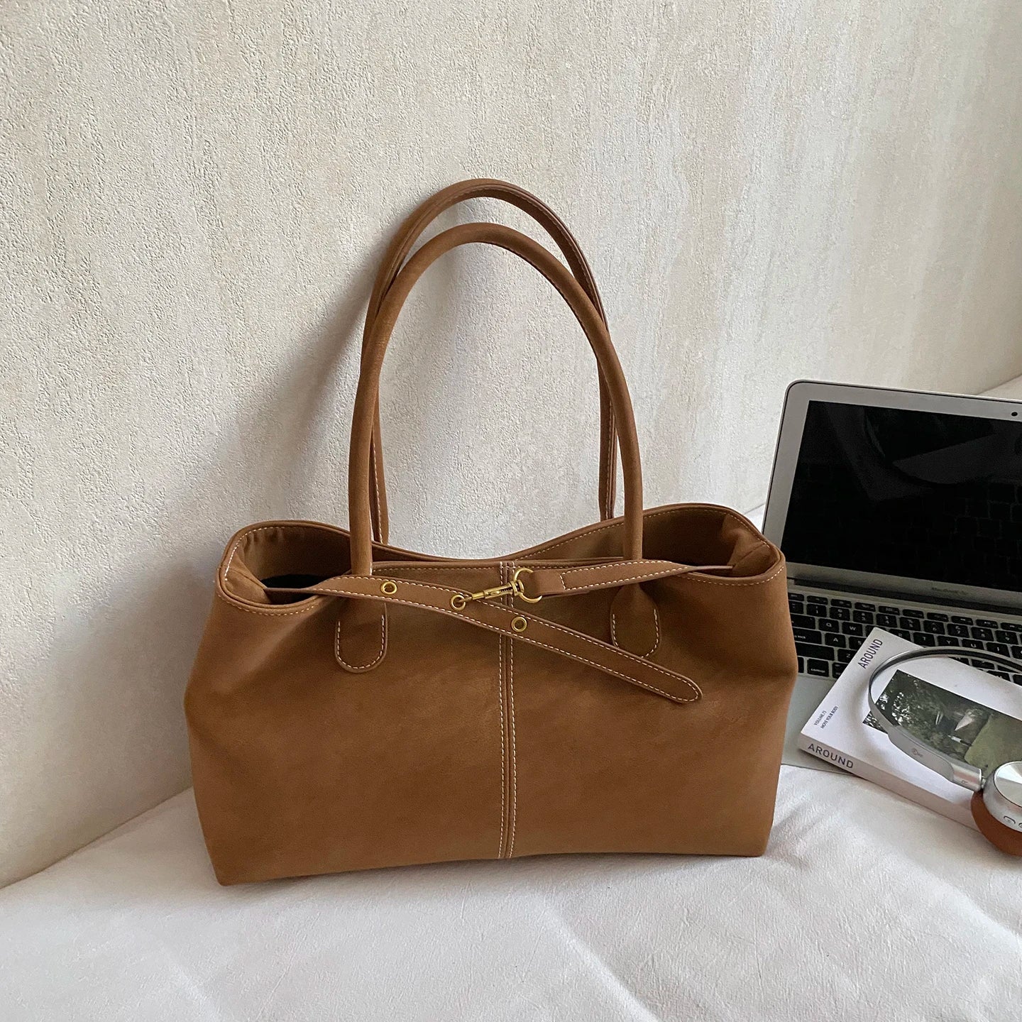 Large-Capacity Women’s Tote Bag – Lightweight Luxury Shoulder Bag for Work & Everyday Use